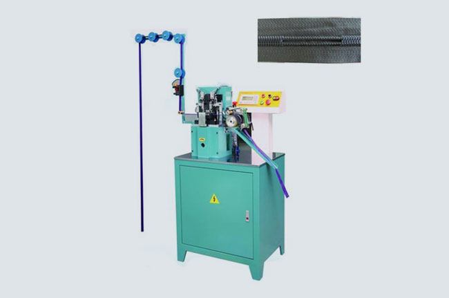 Auto Double Polarizing Gapping & Trimming Machine  (TYM-201A)